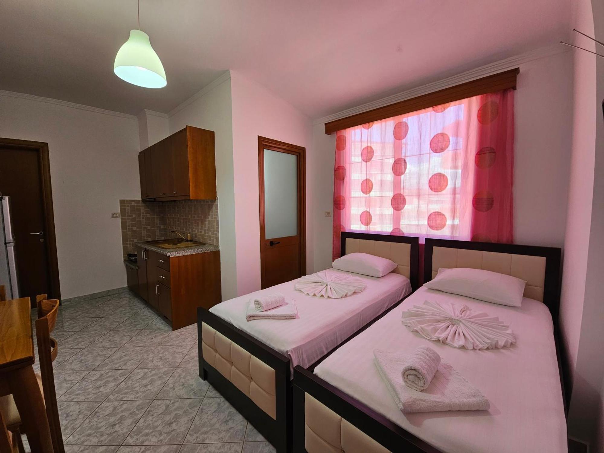 City Center Gjordeni Apartments 사밀 외부 사진